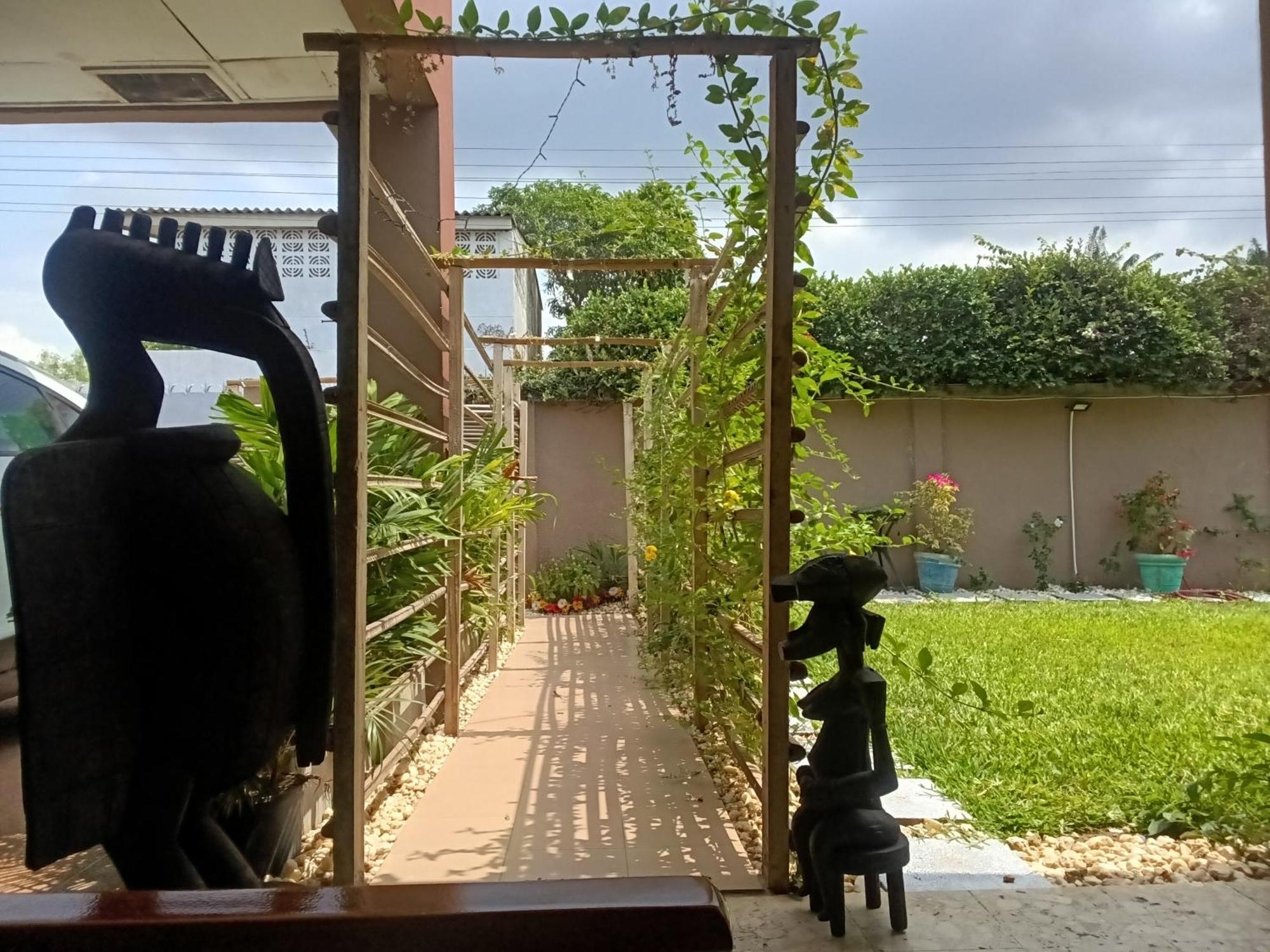 Maison Katia Abidjan Kültér fotó