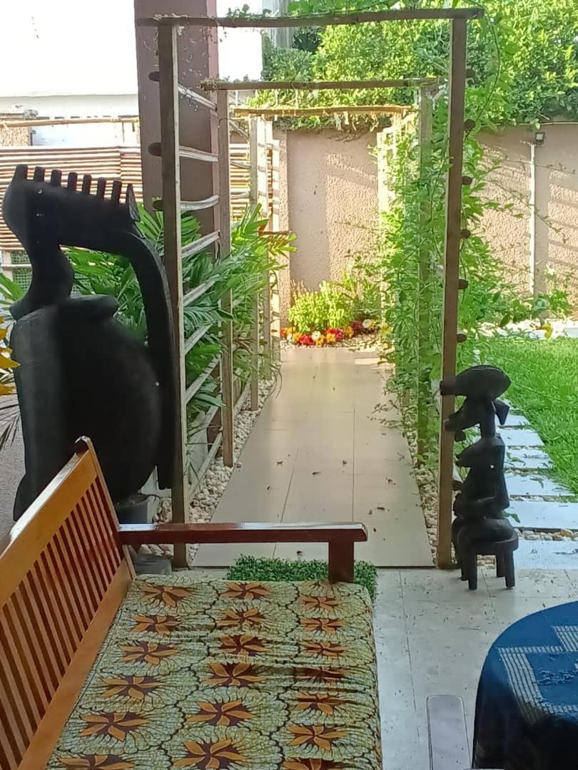 Maison Katia Abidjan Kültér fotó